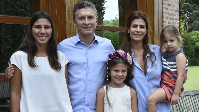 Macri y las hijas de Nisman