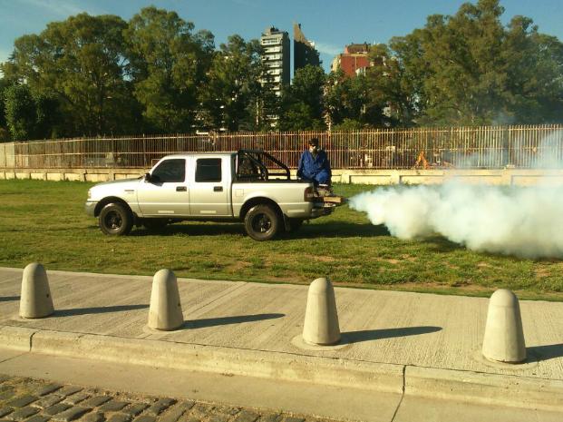 Dengue - Fumigación en Rosario