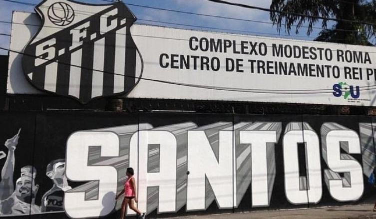 El Santos quedó envuelto en un gran escándalo tras la denuncia. - Clarín