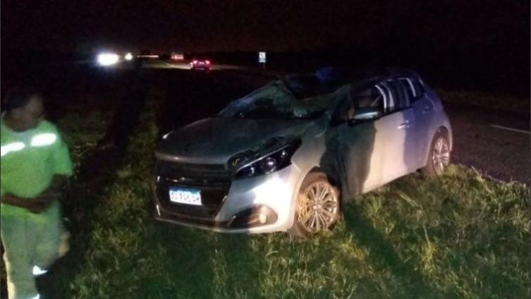 El auto chocado de Barraguirre esta noche.(Rosario3.com)