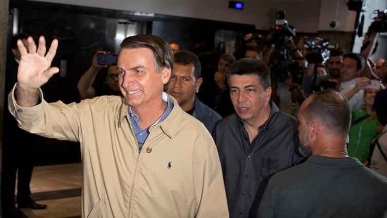 Jair Bolsonaro lidera las encuestas y sería el próximo presidente de Brasil. /AP Photo/Silvia Izquierdo/