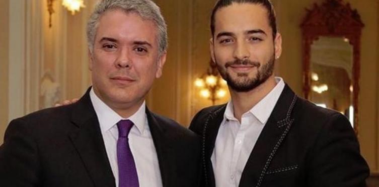 La foto de la discordia. El Presidente de Colombia, Iván Duque, junto su compatriota, el cantante Maluma, que se puso a disposición del político. (Instagram).
