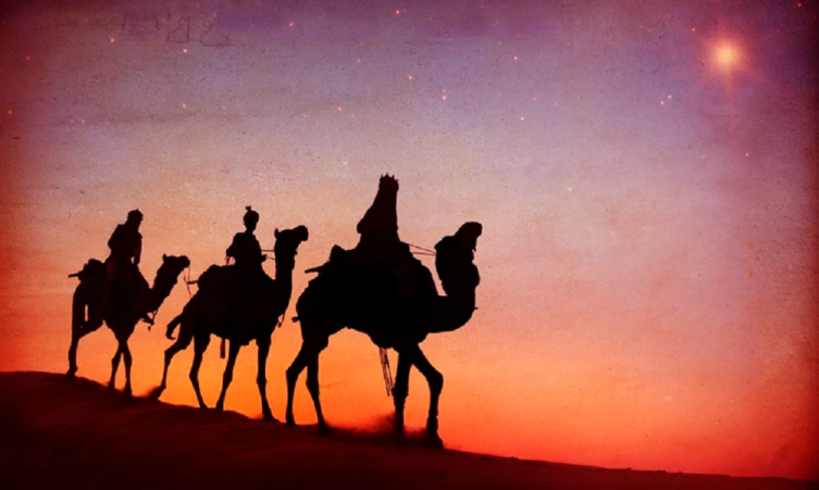Cada 5 de enero, decenas de familias se preparan para recibir la llegada de los Reyes Magos (IStock)