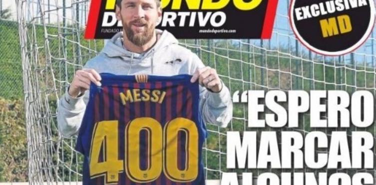 Lionel Messi celebró haber llegado a los 400 goles en la Liga con el diario Mundo Deportivo de Barcelona.