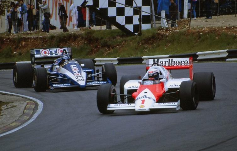 El McLaren de Alain Prost en 1986. La escudería británica tuvo un largo vínculo con Marlboro. - Clarín
