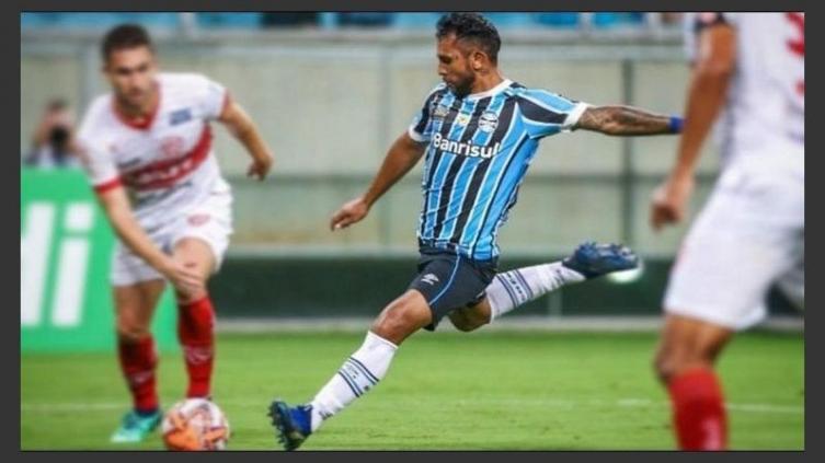 Walter no tuvo un semestre feliz en el club de Porto Alegre. – Rosario3