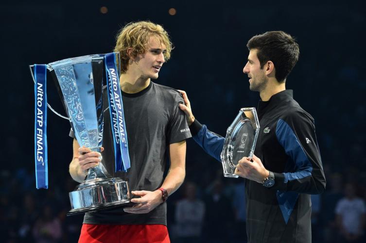 Alex Zverev (campeón) y Novak Djokovic fueron los finalistas en 2018. Foto: AFP