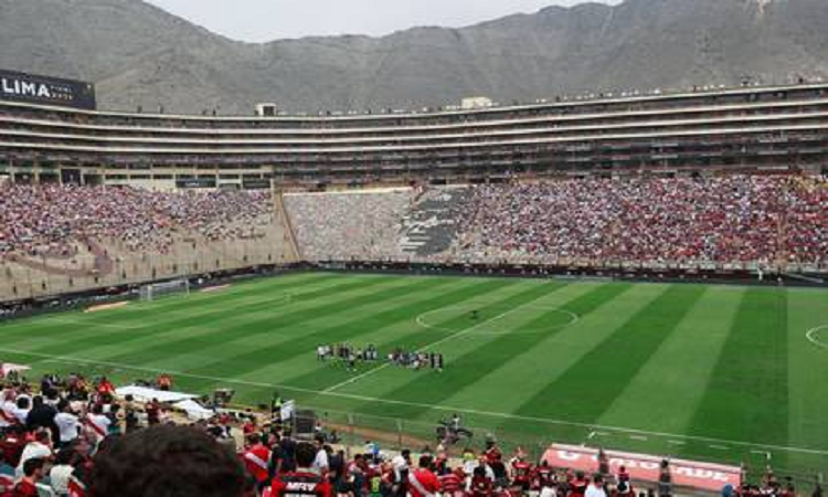 Foto de archivo ilustrativa del Estadio Monumental de Lima. Nov 23, 2019 REUTERS/Henry Romero