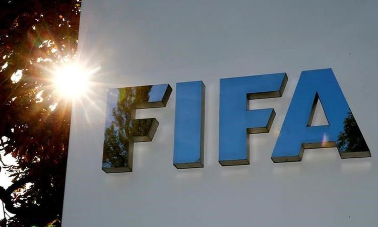 La FIFA aprobó un plan de USD 1.500 millones para ayudar a sus federaciones miembro a afrontar la crisis del coronavirus (REUTERS)