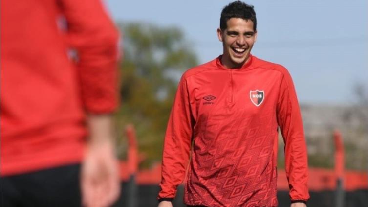 Aguerre volvió a sonreír después de tantos meses sin entrenamientos. (Sitio oficial)