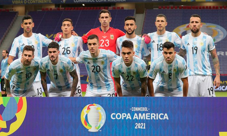 Hubo 4 futbolistas argentinos incluidos en el Once Ideal de la Copa América (@Argentina)