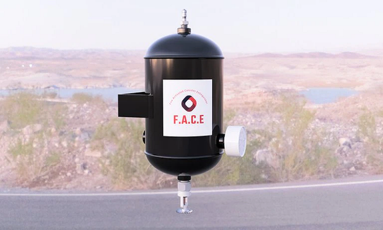 El FACE utiliza un “retardante de fuego biodegradable y 100 % ecológico”. Foto: FACE