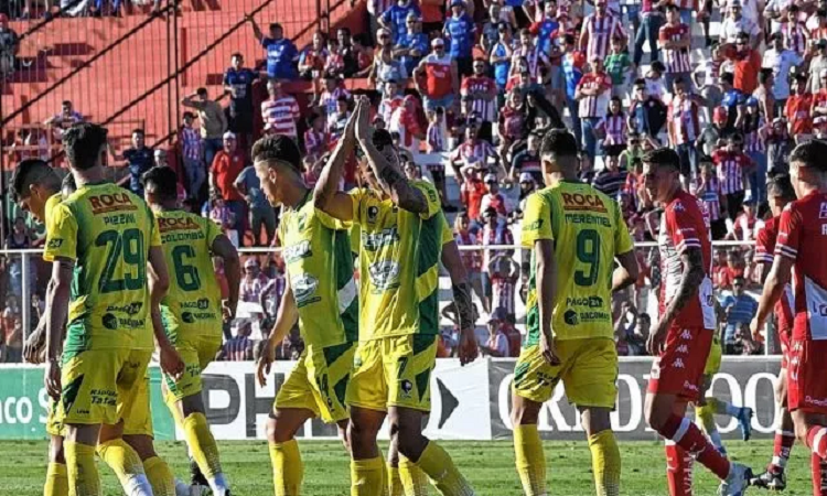 Unión está entre los seis equipos más goleados del torneo. Recibió 30 goles en 21 partidos. - UNO Santa Fe