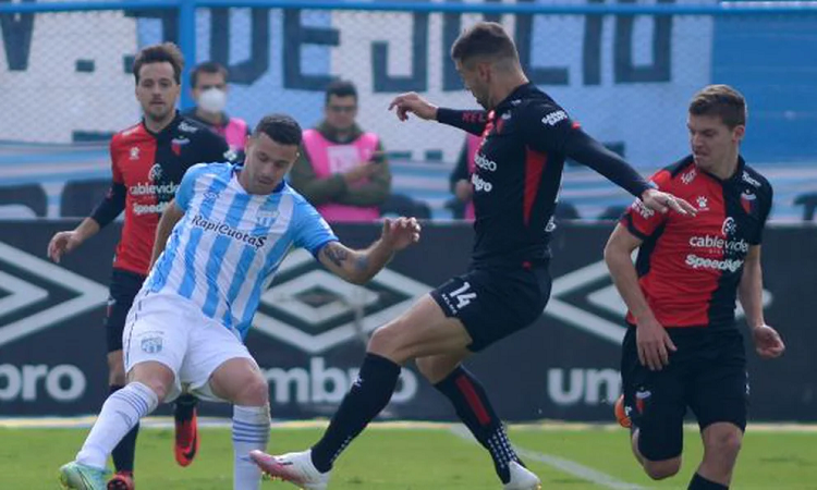 Atlético Tucumán y Colón empataron en el inicio de la acción de sábado - Infobae