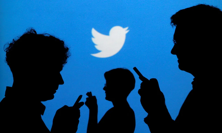 Twitter ya permite abandonar conversaciones tóxicas con un nuevo botón (foto: REUTERS/Kacper Pempel)