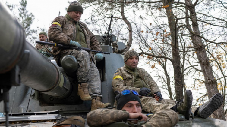 Piden investigar denuncias de fusilamientos de soldados rusos en Ucrania Foto: AFP