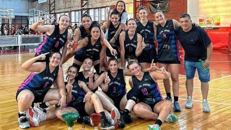 Alma Juniors se quedó con la Copa Paraná femenina - UNO Santa Fe