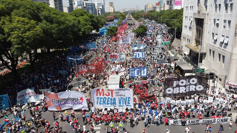 Organizaciones marchan el martes al Congreso contra la ley Bases - Grupo La Provincia