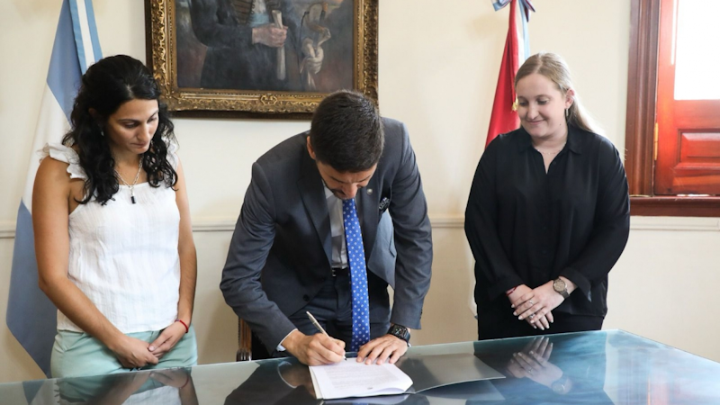 El gobernador Pullaro relanza el Plan Abre, se firmó el pasado jueves - Prensa GSF