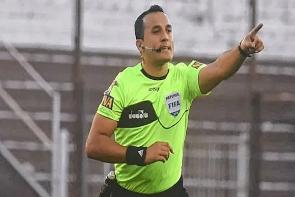 Fernando Espinoza, el árbitro del debut de Unión ante Banfield en Santa Fe - UNO Santa Fe