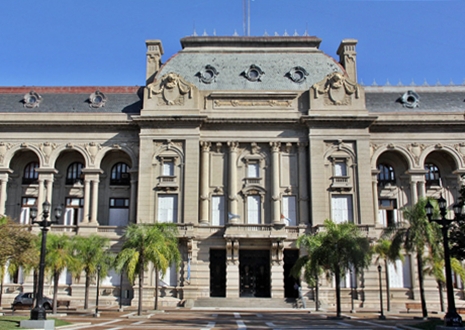 El Gobierno confirmó que en julio se retomará el diálogo paritario 