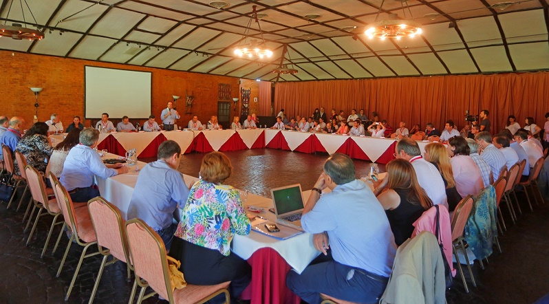 Corral con legisladores de la UCR Nacional