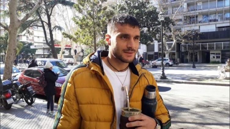 Ribas, la semana pasada cuando llegó a la ciudad para la revisión médica. – Rosario3