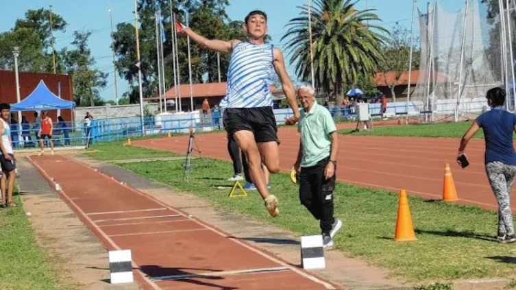 En la pista del CARD, en Santa Fe, disputó con notable éxito, el Nacional para la categoría U16. - UNO Santa Fe