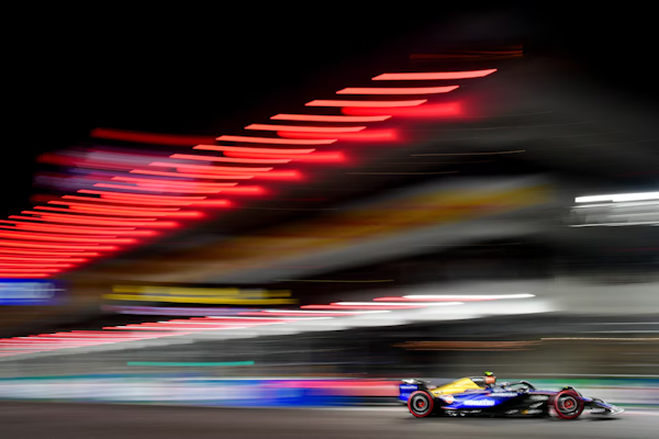 Franco Colapinto correrá el Gran Premio de Qatar de F1 en Lusail este fin de semana: los horarios de todas sus presentaciones (Foto: Gary A. Vasquez-Imagn Images)