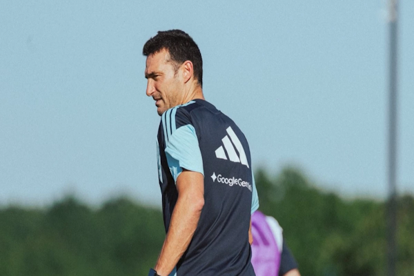 La agenda de la Selección: cuándo habla Lionel Scaloni antes del amistoso con Honduras. - Foto: X AFA.