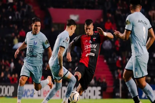 Colón se desinfla: los números que explican el preocupante bajón - Prensa Colón