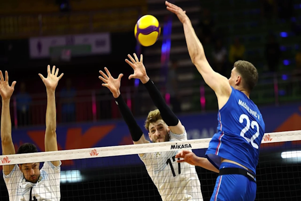 VNL 2026: Argentina tuvo un debut con derrota ante Serbia en Brasilia. - Foto VNL.