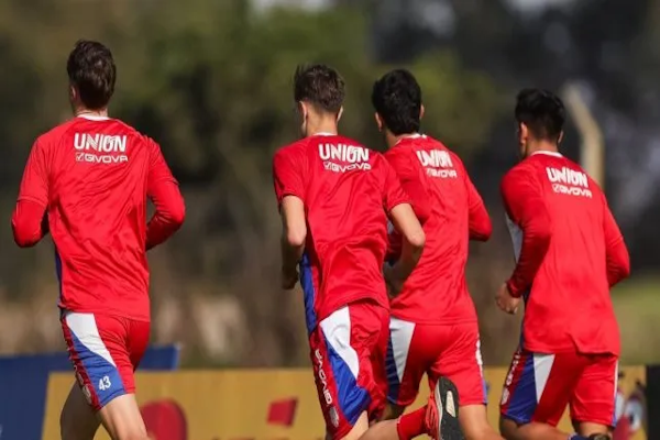 Unión cerró la primera semana de pretemporada con movimientos clave en el plantel - Prensa Unión