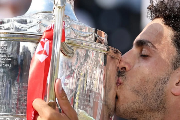 El ascenso en el ranking de Francisco Cerúdolo tras ganar el ATP 500 en Queen ´s. - Foto: @francerundolo