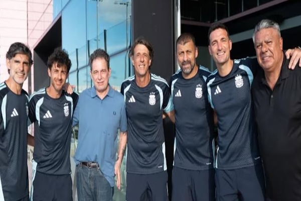 La visita de una estrella de la música que sorprendió a la selección argentina en Miami: “Soñamos despiertos”. - TELESHOW