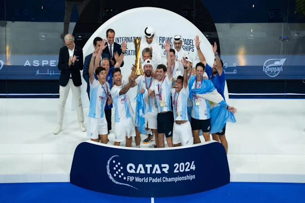 Qatar volverá a recibir el Mundial de pádel: Argentina defenderá el título masculino en Doha. Foto: FIP