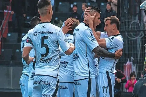 Colón tiene por delante cuatro partidos accesibles para sumar y recortar diferencia con Ferro. - Prensa Colón