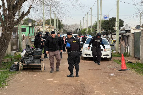 Ola de violencia en Uruguay: hubo 10 asesinatos en una semana y crece la presión sobre el Gobierno (@guillelosa)