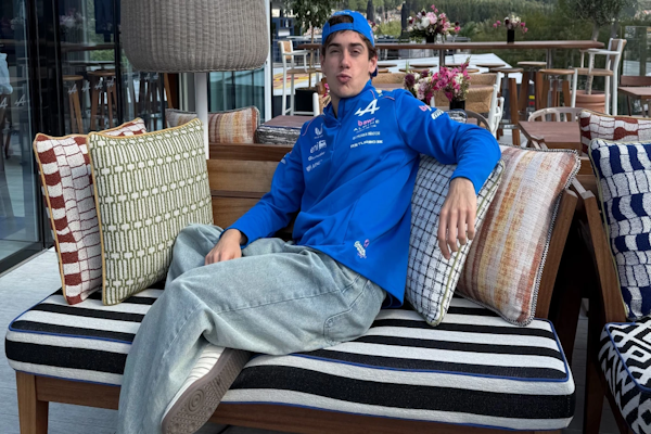 “Otro Colapunto en la valija”, el posteo de Alpine tras el Gran Premio de Bélgica. - (Foto: @AlpineF1Team)