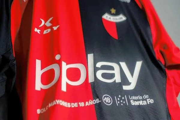 La firma KDY pica en punta para seguir vistiendo a Colón - UNO Santa Fe